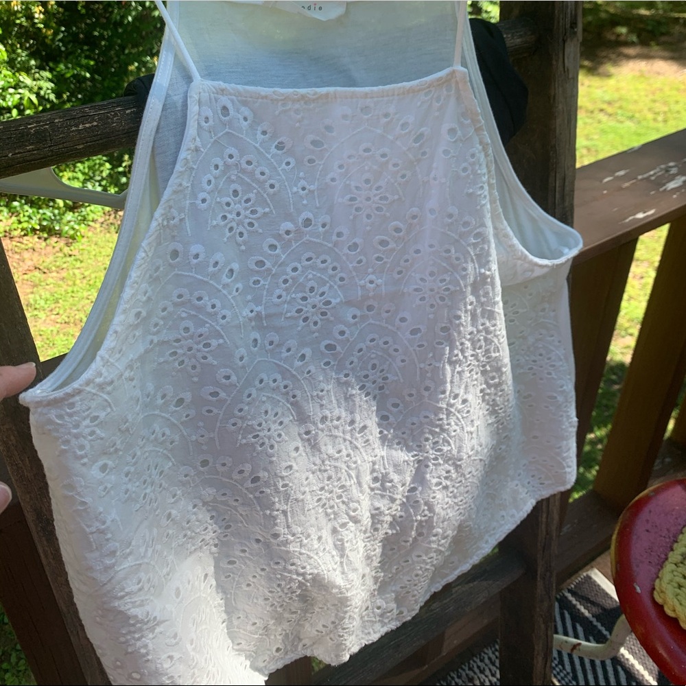 Large White Tank